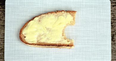 de-sustituto-barato-de-la-mantequilla-a-alternativa-supuestamente-saludable:-la-ciencia-detras-de-la-margarina