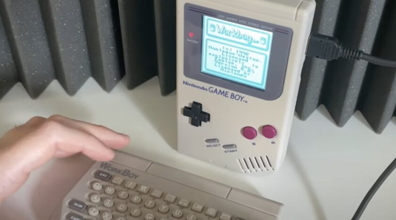 aparece-un-teclado-para-game-boy-que-nunca-llego-a-venderse:-convertia-la-consola-en-toda-una-suite-de-productividad-para-la-epoca