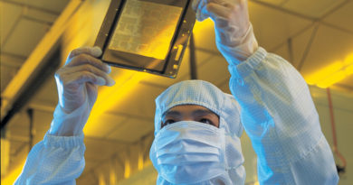 semiconductores-fabricados-en-europa:-la-ue-sopesa-un-acuerdo-con-tsmc-o-samsung-para-montar-una-fabrica-de-chips,-segun-bloomberg
