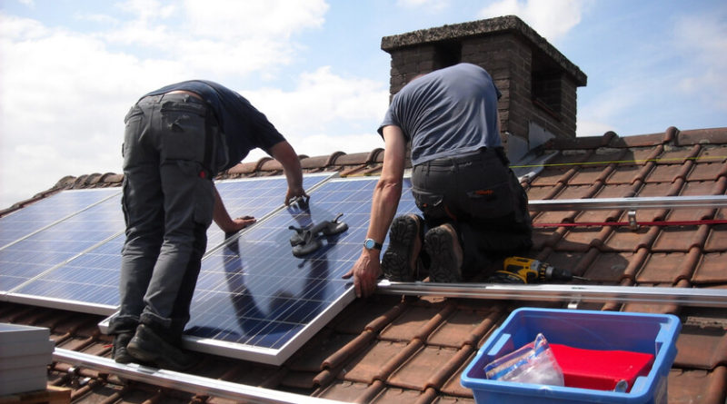 como-instalar-autoconsumo-solar-en-casa:-dimensionamiento,-coste-y-rentabilidad