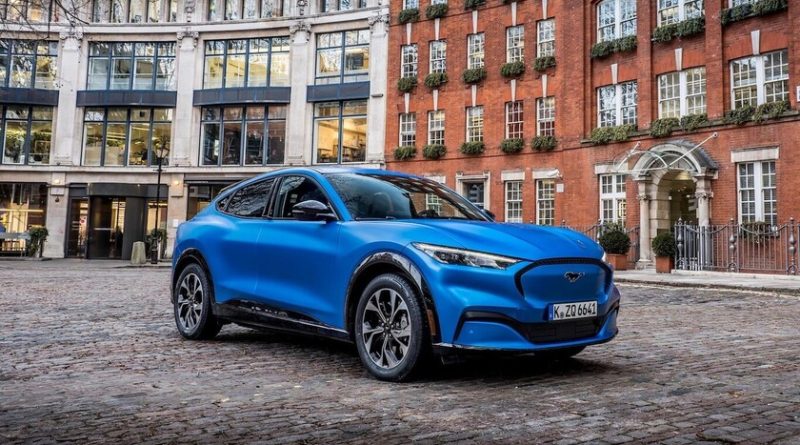 ford-lo-hace-oficial:-solo-vendera-coches-completamente-electricos-en-europa-a-partir-de-2030