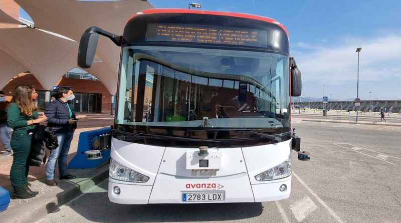 nos-montamos-en-el-autobus-autonomo-de-malaga:-asi-funciona-este-pionero-vehiculo-que-ya-opera-en-entornos-reales