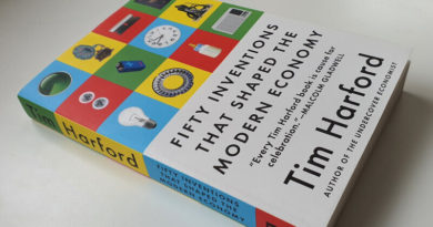 el-mejor-libro-de-economia-del-momento-no-habla-de-economia:-‘cincuenta-innovaciones-que-han-transformado-el-mundo’